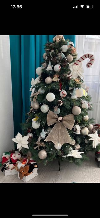 Brad artificial cu conuri 180 cm