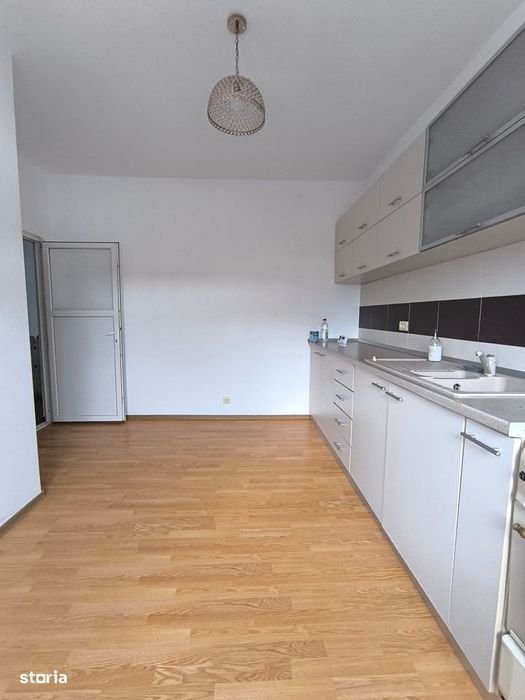 Spatiu comercial Bucium la strada, in intersectia cu str. Trei Fantani
