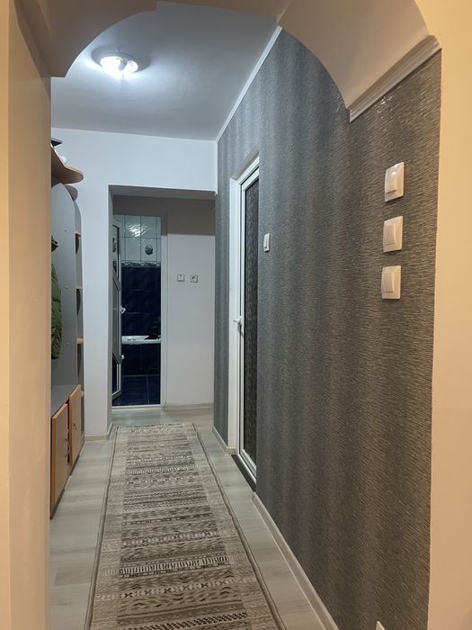 Inchiriez apartament 2 camere