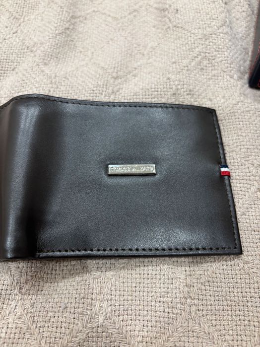 Кошелек Tommy Hilfiger