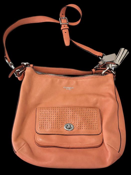 Прасковена дамска чанта  Coach - ОРИГИНАЛ