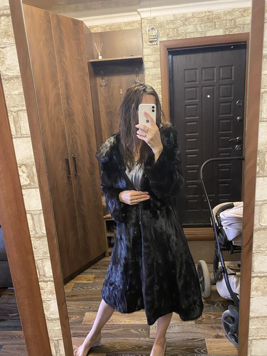 Продам норковую шубу