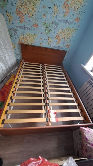 Продам двухспальную кровать
