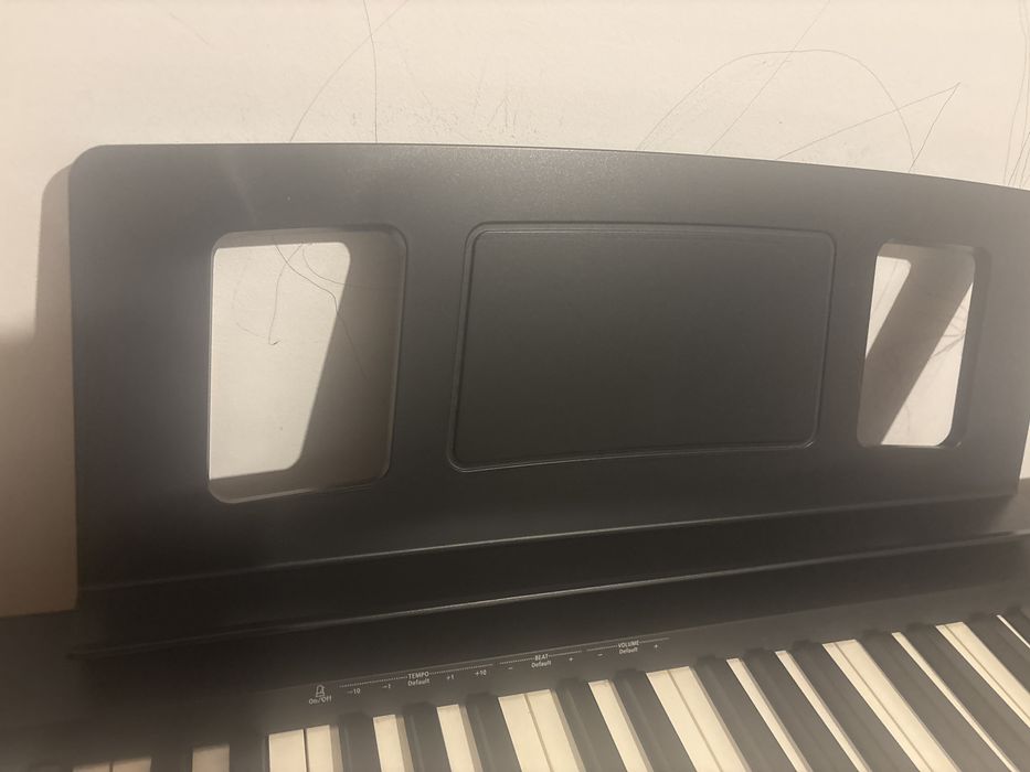 Vand pian roland fp-10 cu stativ roland KSC-FP10 negru