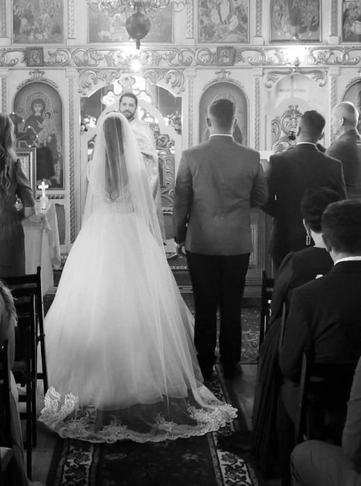 Vand rochie de mireasă