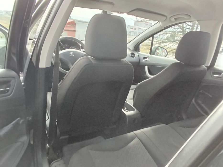 Vând Peugeot 308 din anul 2011