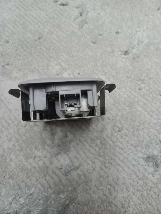 Потолчный плафон, фонарь паджеро 4