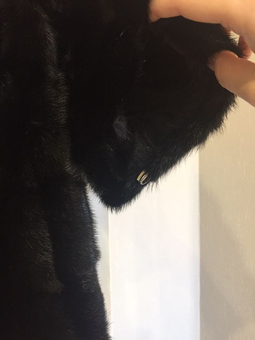 Шуба норковая черная
