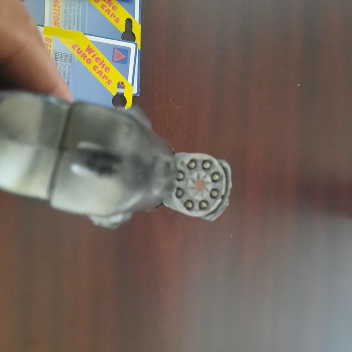 Продавам  детски пистолет с капси