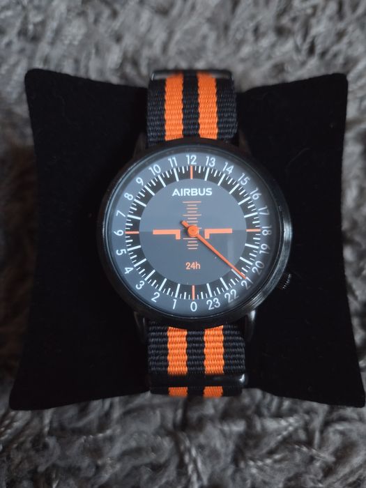 Airbus 24h watch