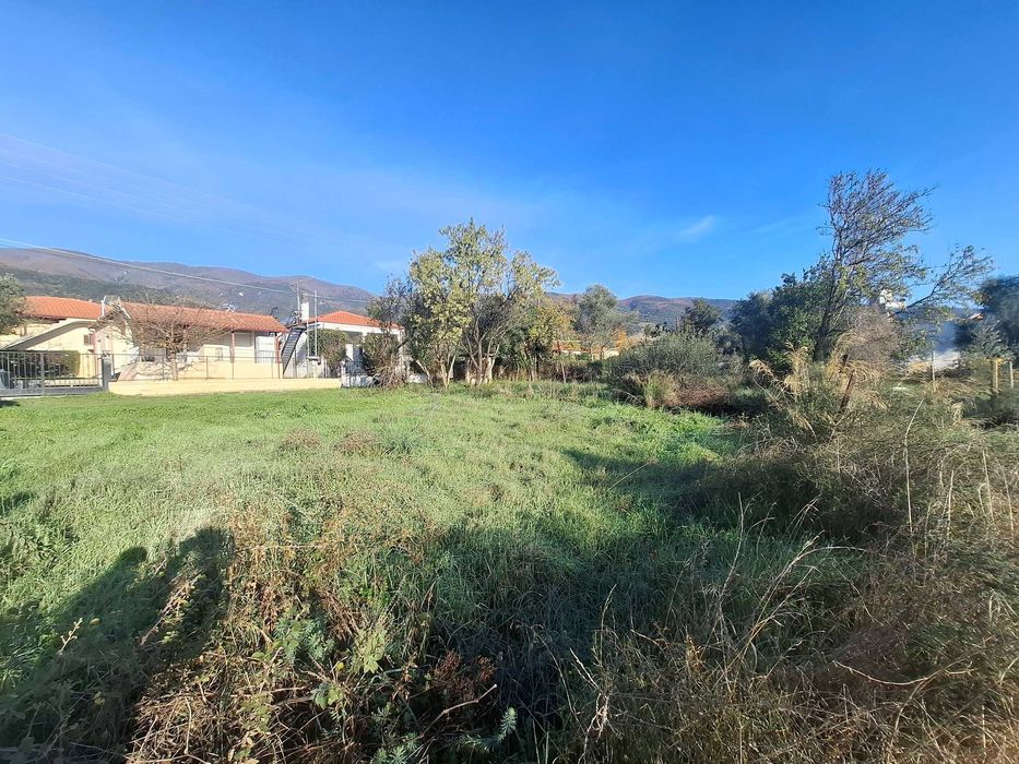 Продава се парцел в регулация с площ 228 м2 в Аспровалта, Гърция