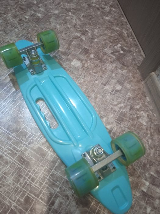 Продам пениборд в отличном состоянии