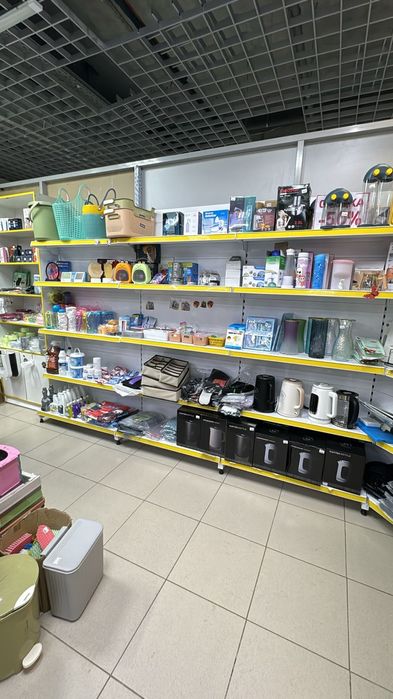 Продается торговые стеллажи полки