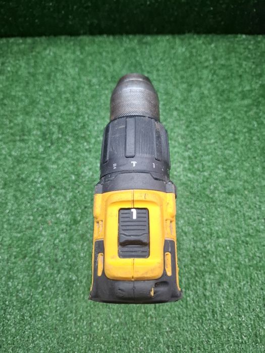 Ударен безчетков винтоверт на DeWALT DCD709 с батерия 5 ампера