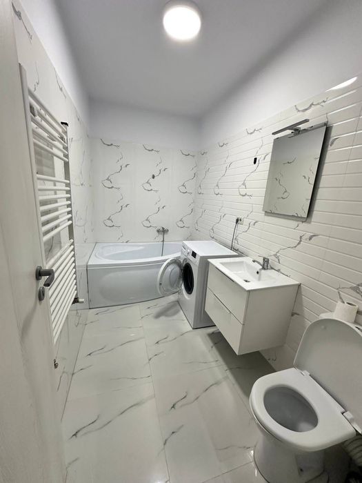 Apartament 3 camere DE INCHIRIAT