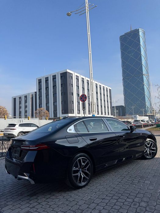 BMW i5 35L | yangi | новый | Nasiya Savdoga ham beriladi