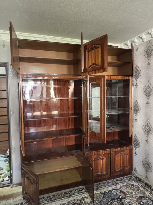 Шкаф old money хорошей качества