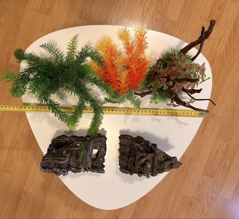 Vând decor artificial acvariu