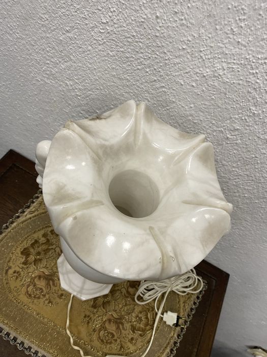 Винтидж настолна лампа от оникс Италия 1970те 43 см