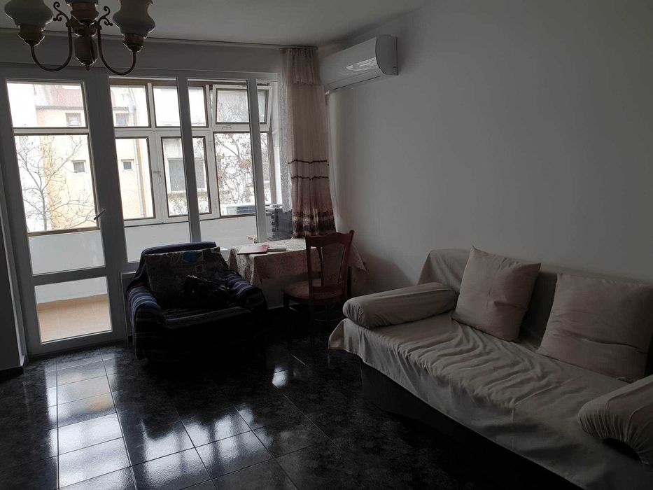 Дава се под наем Двустаен апартамент в Бургас, Възраждане - 60 кв.м за 280.5 € - Снимка #2