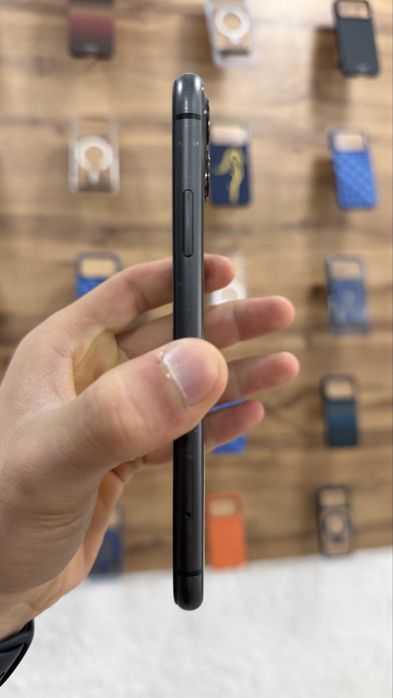 iPhone 11