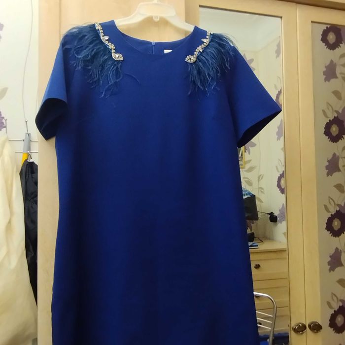 Продам платья женские