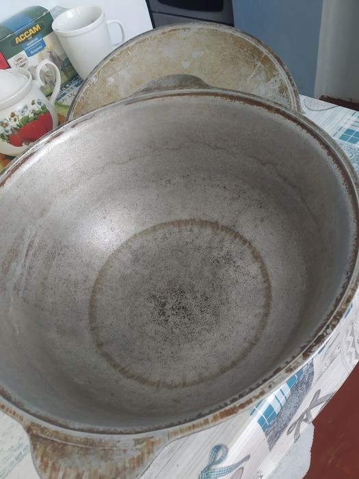 Продаю грабли,лопату,казан