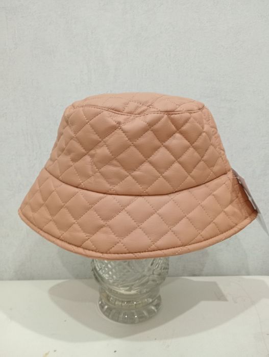 Головные уборы женские