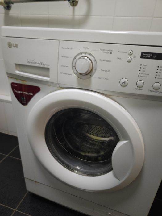 Продам стиральную машину LG