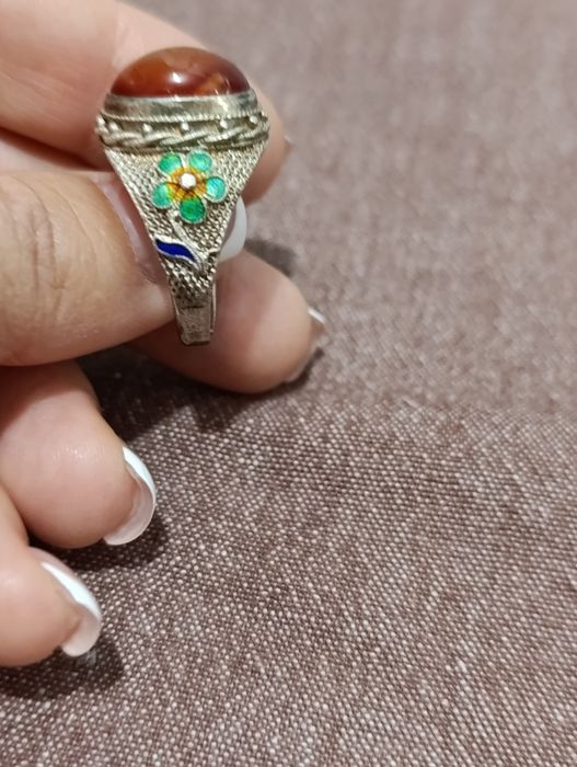 Кольцо с сердоликом. Старый Китай.