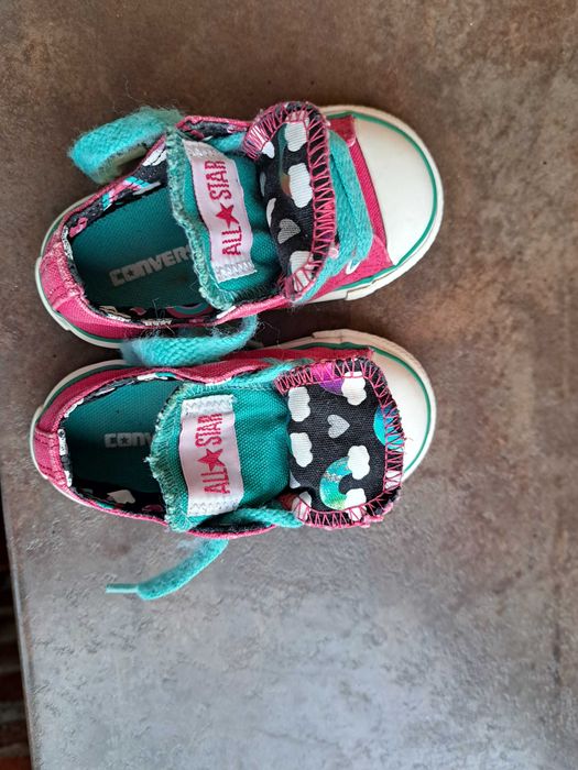 детски кецове,бебешки спортни обувки,гуменки маратонки Converse,ном.21