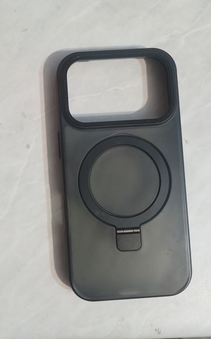 Чехол чёрный для iPhone