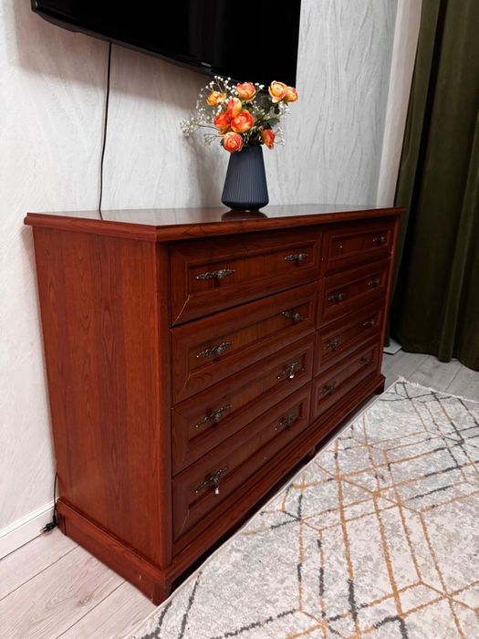 Комод классический