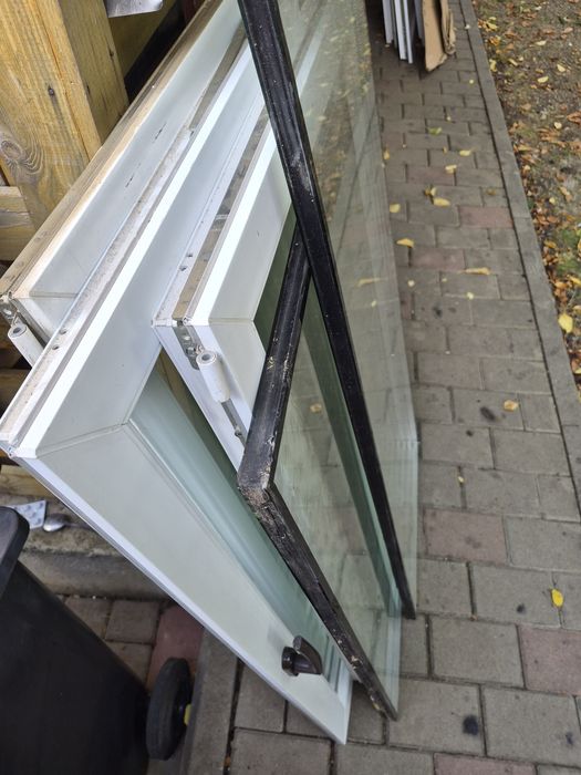 Vând termopane pvc, second-hand