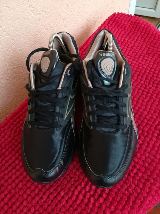 Adidași Reebok nr 37,5 dama
