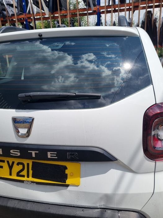 Haion Cu Luneta Dacia Duster II 2018 - 2021 SUV 4 Usi Blanc Glacier OV369 (1584) VEZI POZE Garantie