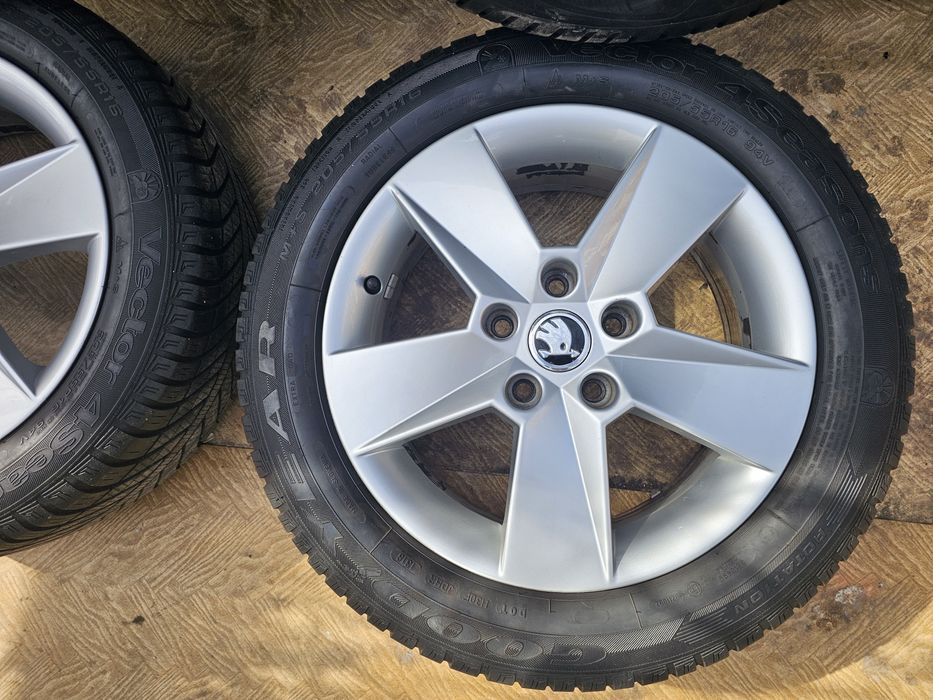 Jante aliaj 16" Skoda Octavia 2/3/4 Volkswagen cu anvelope 205/55/16