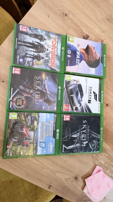 xbox x series + 2 дистанциони