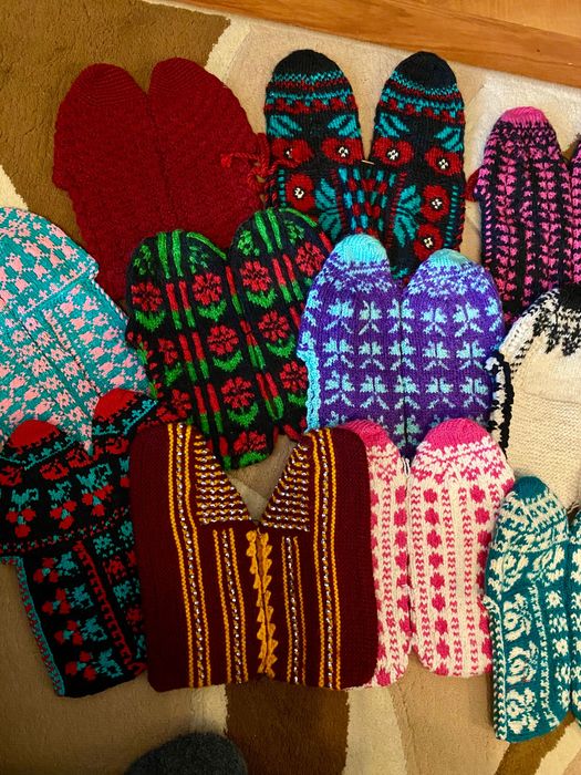 Дамски ръчно плетени терлици