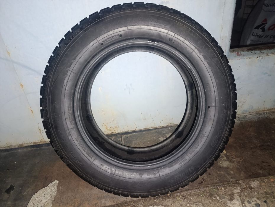 Продам Шины TOYO