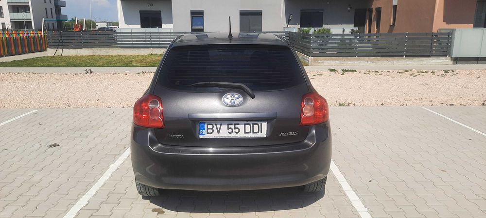 Toyota Auris 11-2008 diesel 1400 Cp.90 înmatriculată distribuție pe lanț