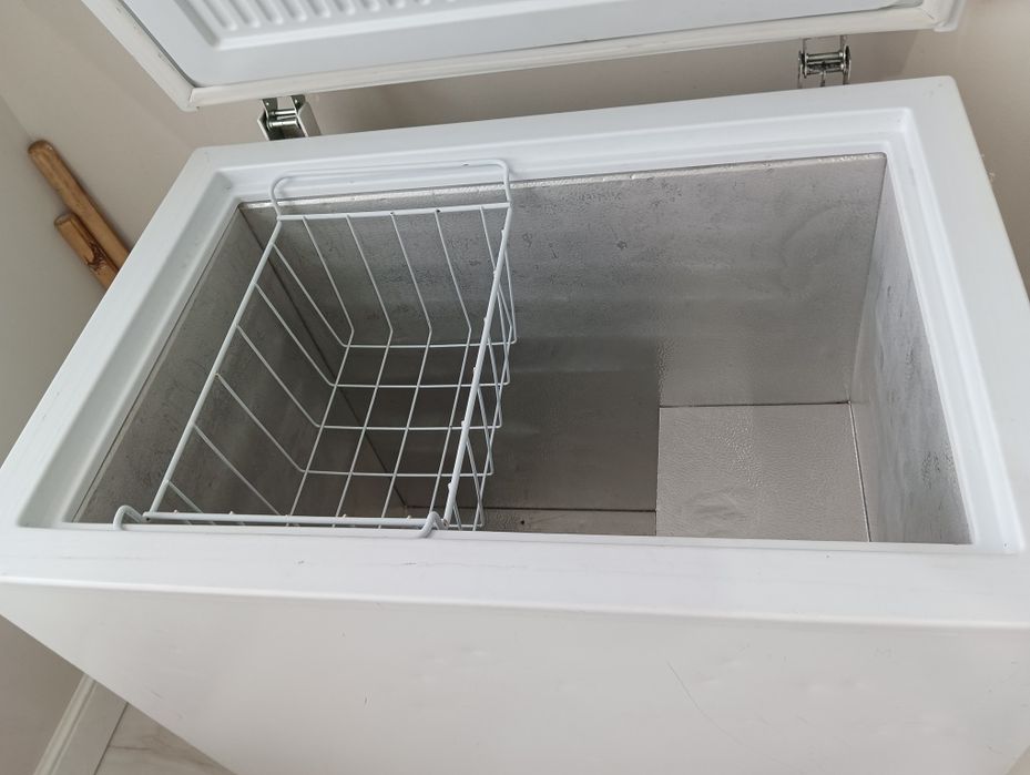 Продам морозильник, 150литра.