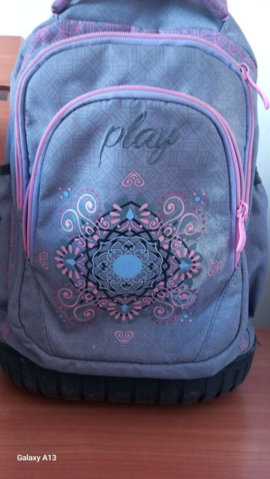 Ученическа раница карета