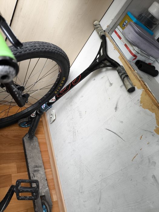 детский трюковой самокат