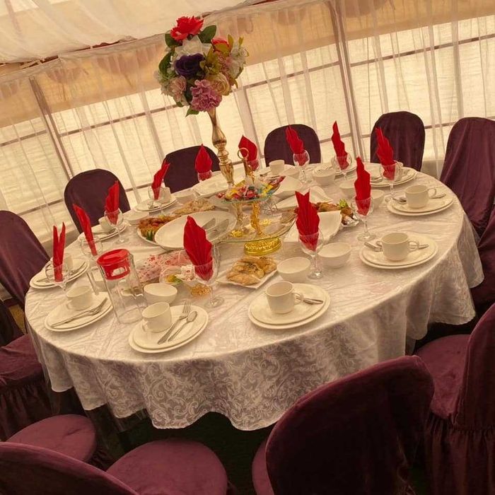 Устел орындыктарымен сатылады