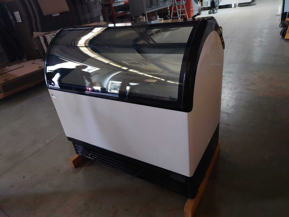 Vitrina frigorifica gelato / Inghetata / 9 AROME / NOU