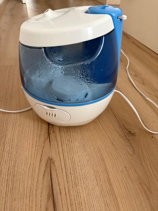 ОВЛАЖНИТЕЛ  за въздух и ПРОЕКТОР Vicks Sweet Dreams 2в1