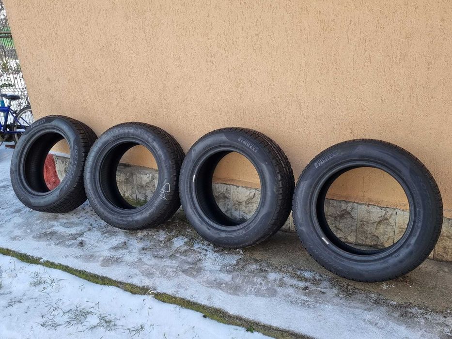 Cauciucuri iarna 225/60 R17 Pirelli Sottozero 3 RUNFLAT DOT 2017