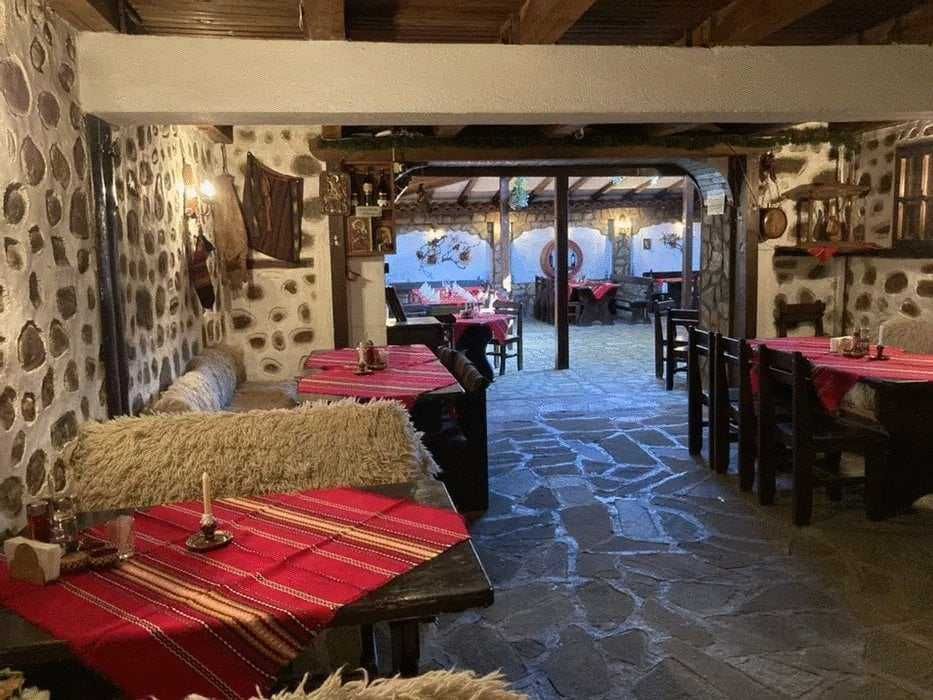 Дава се под наем Заведение в Банско - 300 кв.м за 51 € - Снимка #10