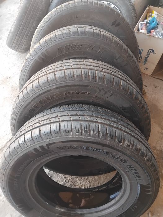 235/70/16 шина летний